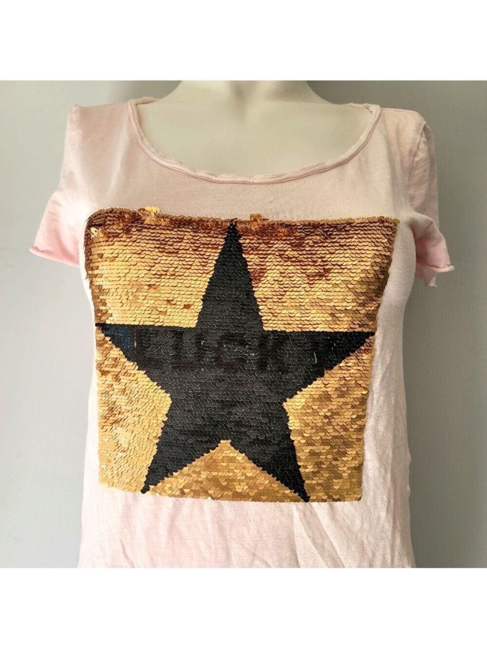 ONLY Petite Sequins 'Lucky' to 'Star' Top